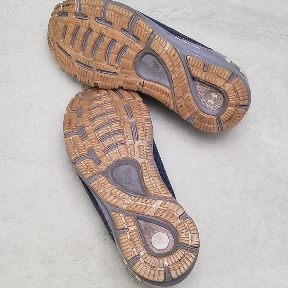 EUC Women's Running Shoes Under Armour HOVR Sonic 3 Bluetooth Connect W8LS 8.5 - Picture 6 of 12